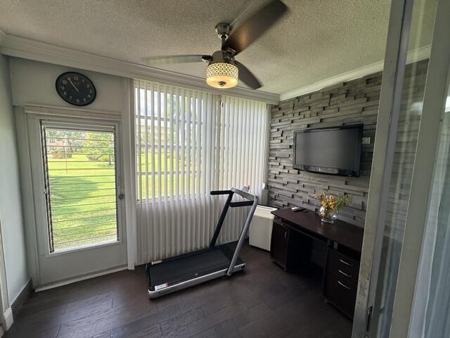 VILLAGE ROYALE GREENHILL CONDO - Residential