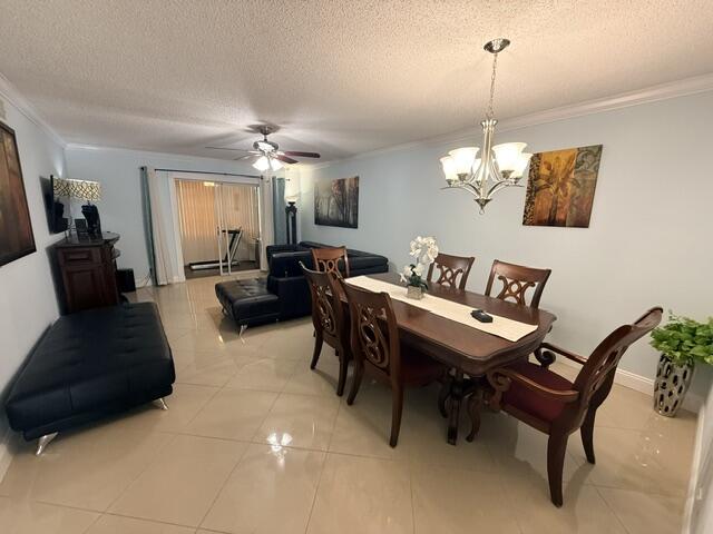 VILLAGE ROYALE GREENHILL CONDO - Residential