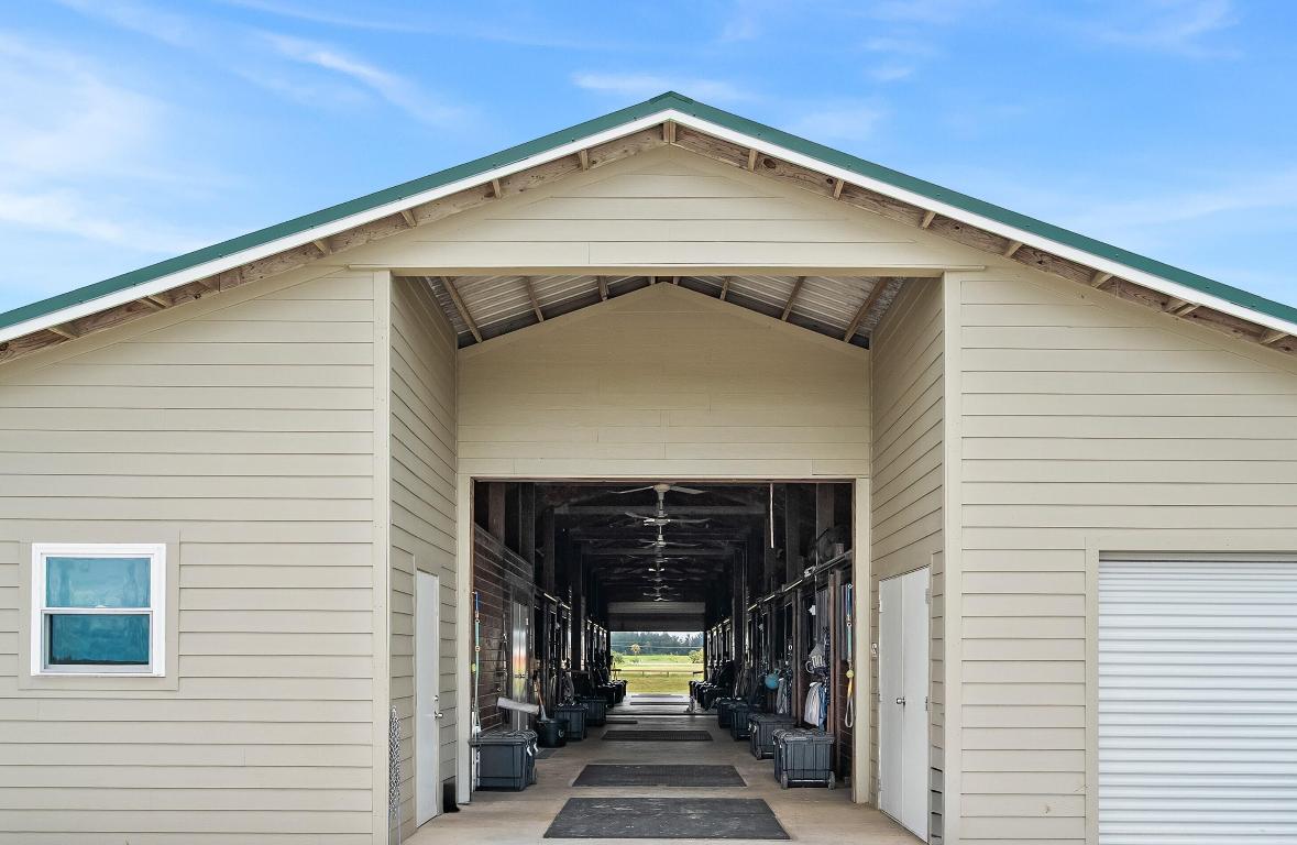 BOX RANCH GROVES - Residential