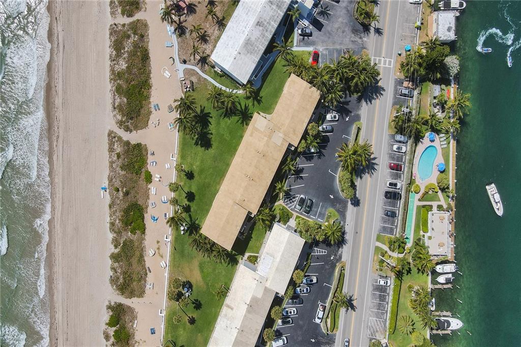 Hillsboro Mile Ocean Apts - Residential