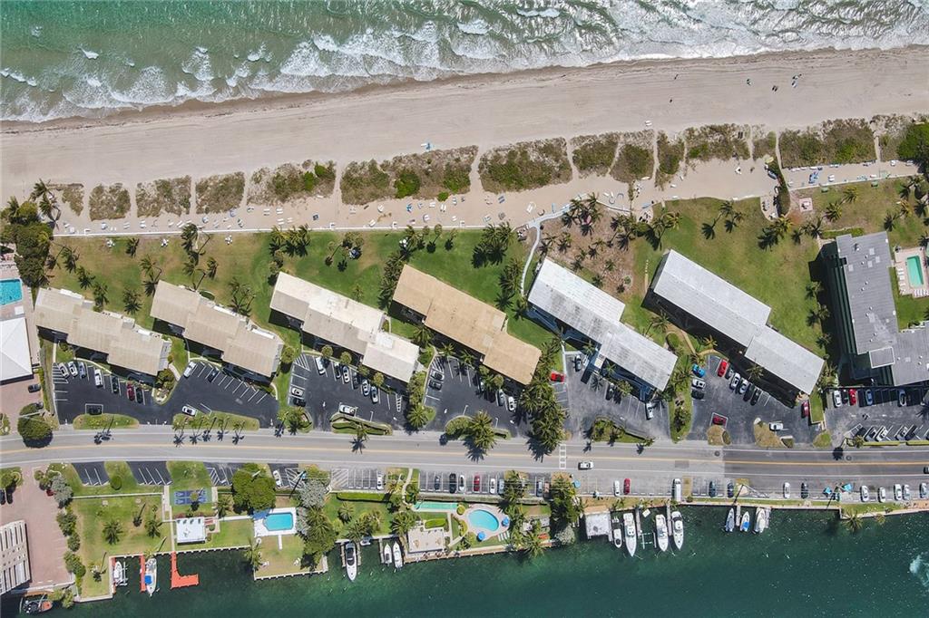 Hillsboro Mile Ocean Apts - Residential
