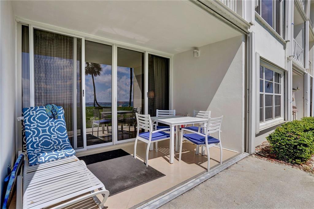 Hillsboro Mile Ocean Apts - Residential