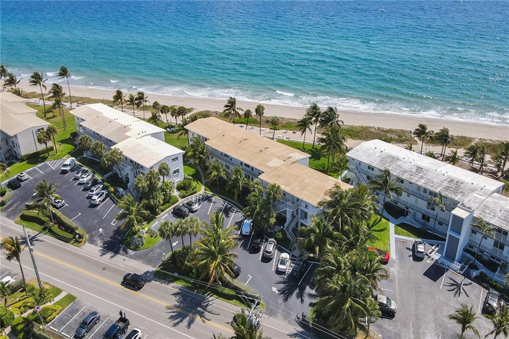 Hillsboro Mile Ocean Apts - Residential
