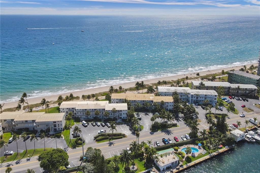 Hillsboro Mile Ocean Apts - Residential
