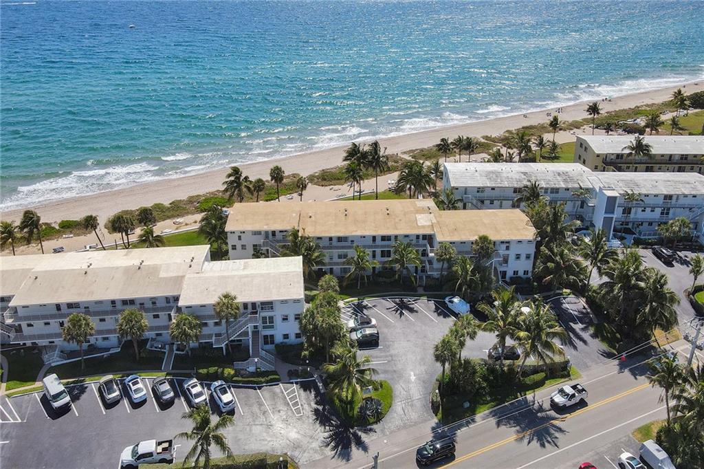 Hillsboro Mile Ocean Apts - Residential