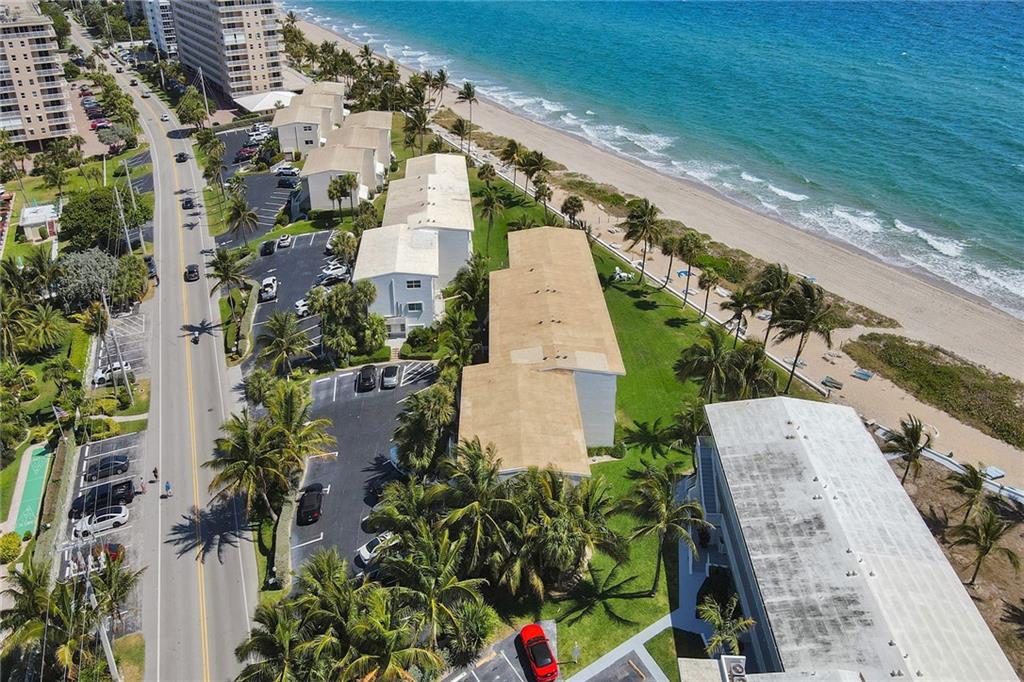 Hillsboro Mile Ocean Apts - Residential