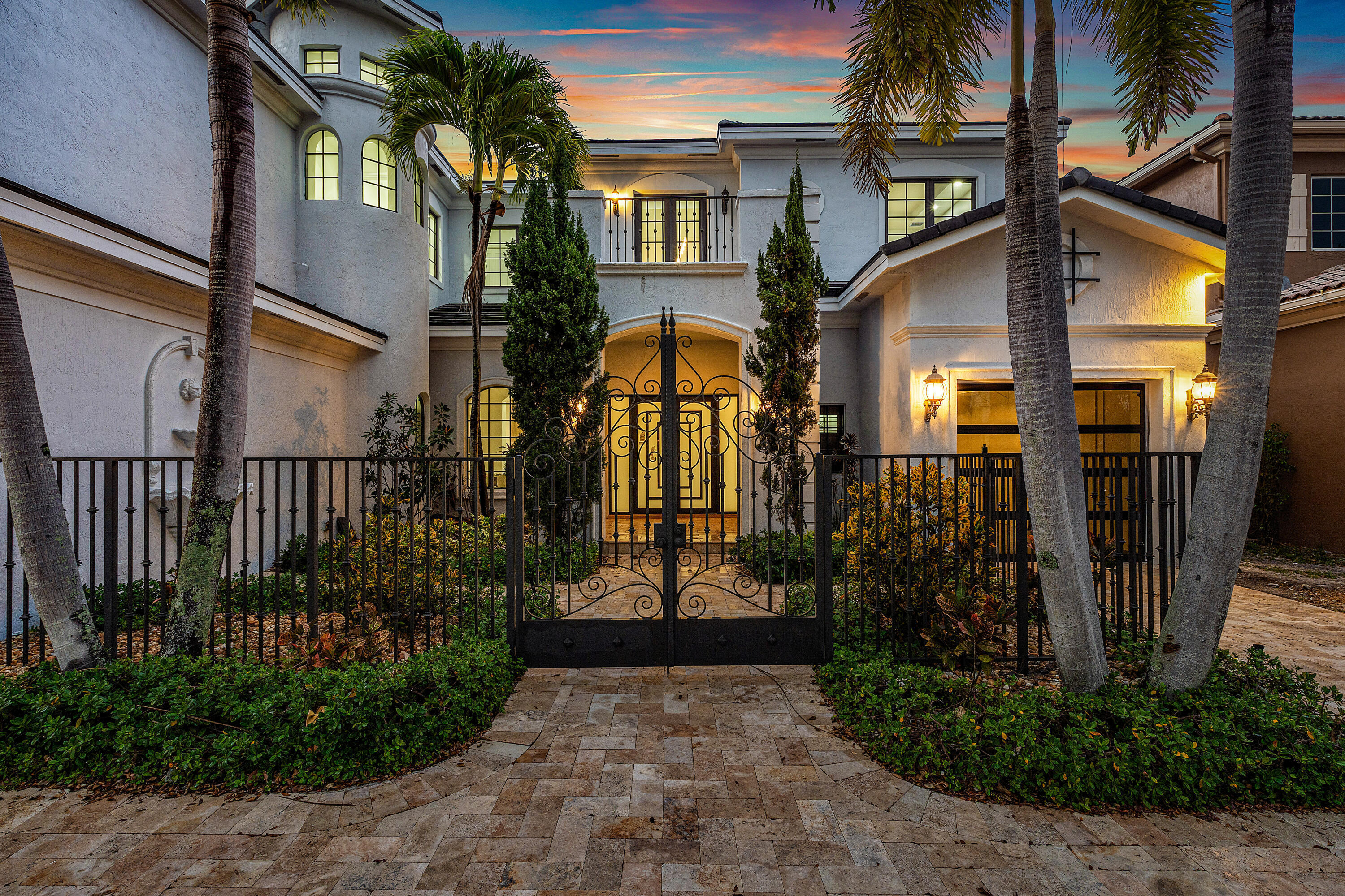 The Oaks - Residential