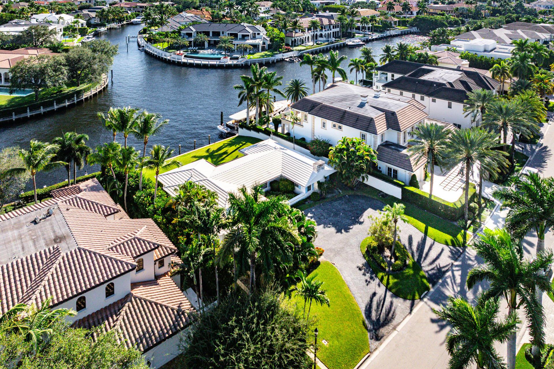 ROYAL PALM YACHT & COUNTRY CLUB - Residential