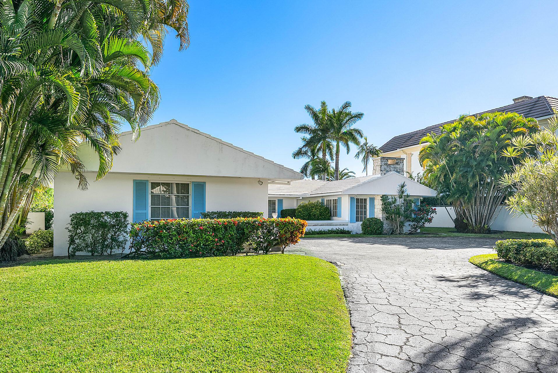ROYAL PALM YACHT & COUNTRY CLUB - Residential