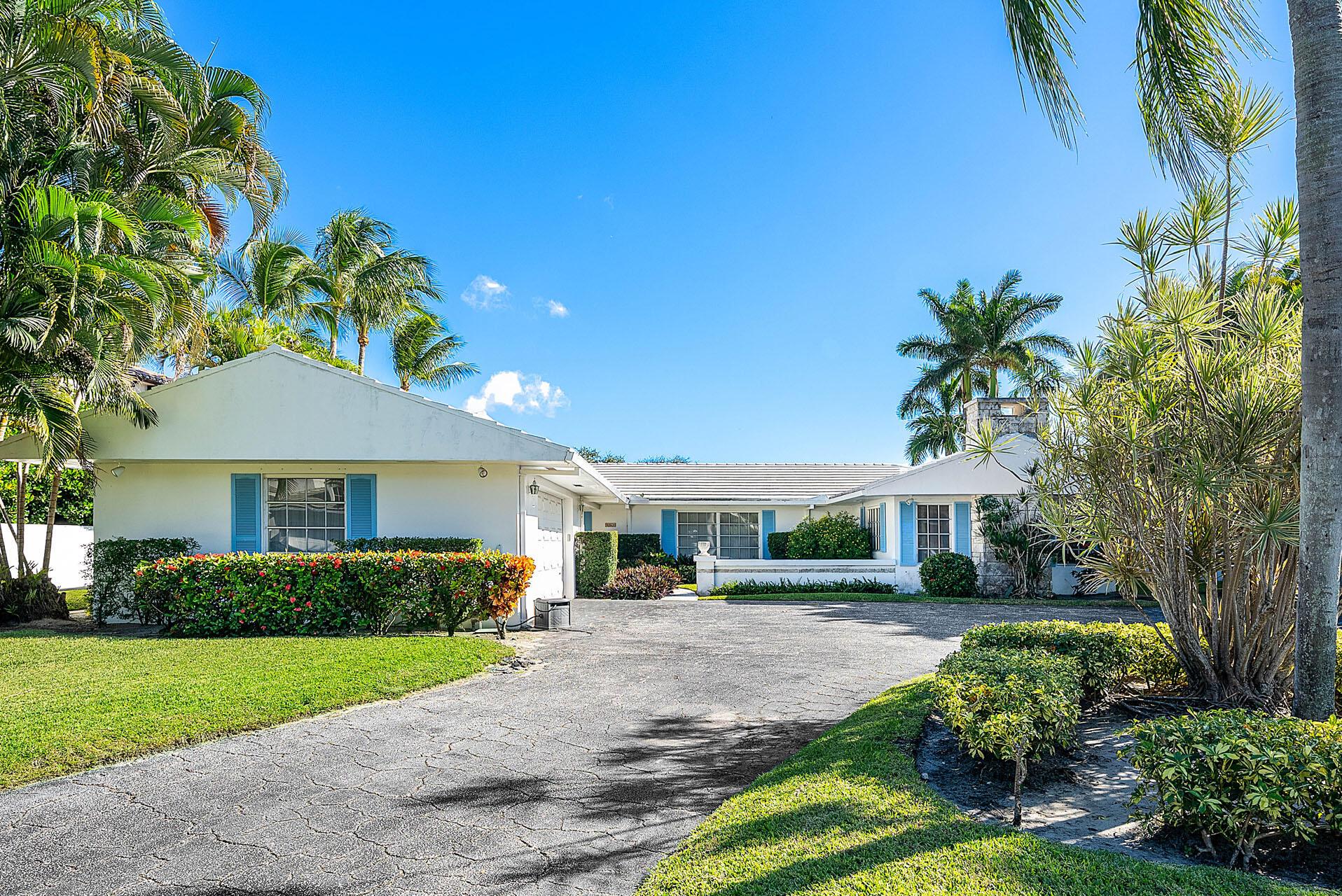 ROYAL PALM YACHT & COUNTRY CLUB - Residential
