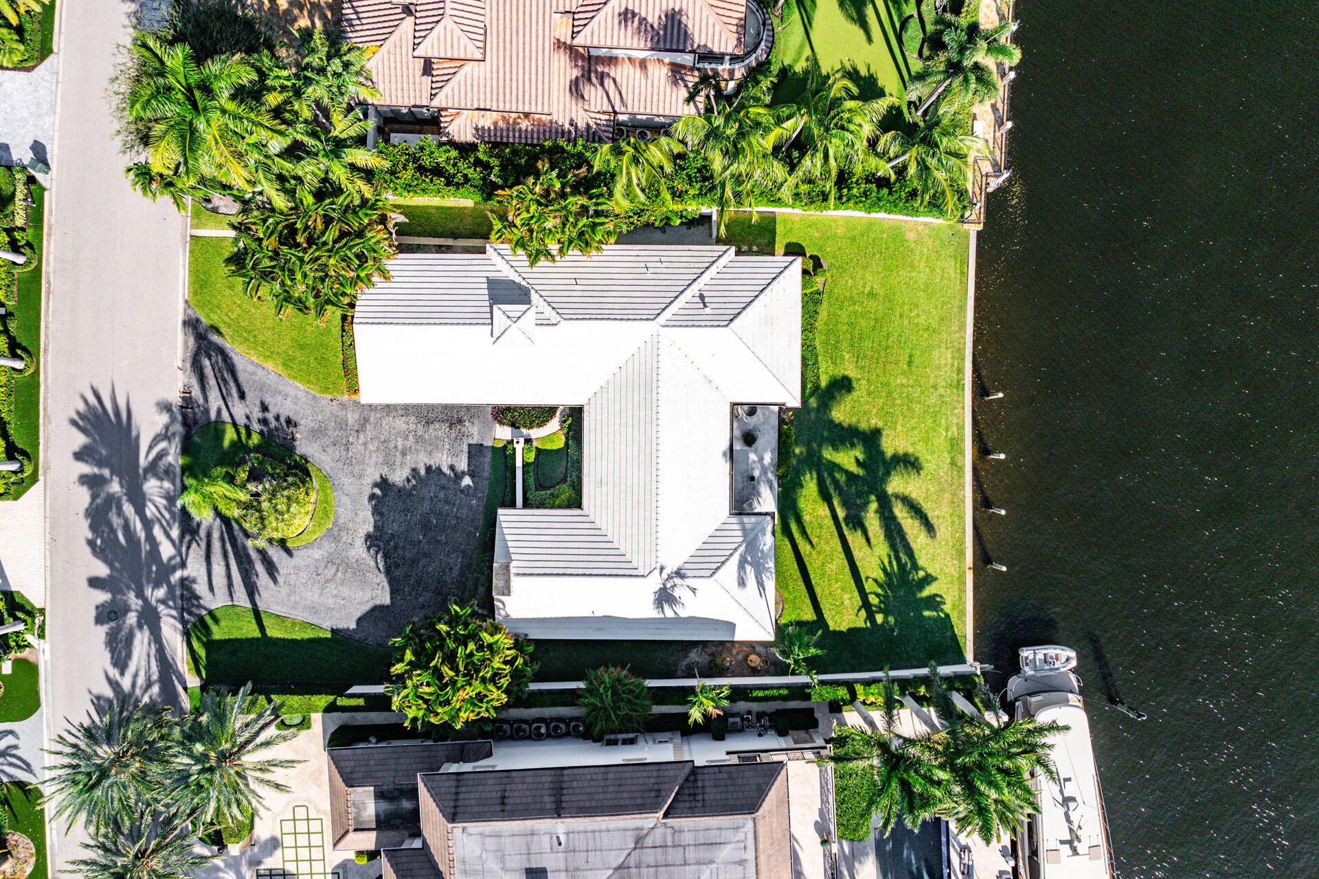 ROYAL PALM YACHT & COUNTRY CLUB - Residential