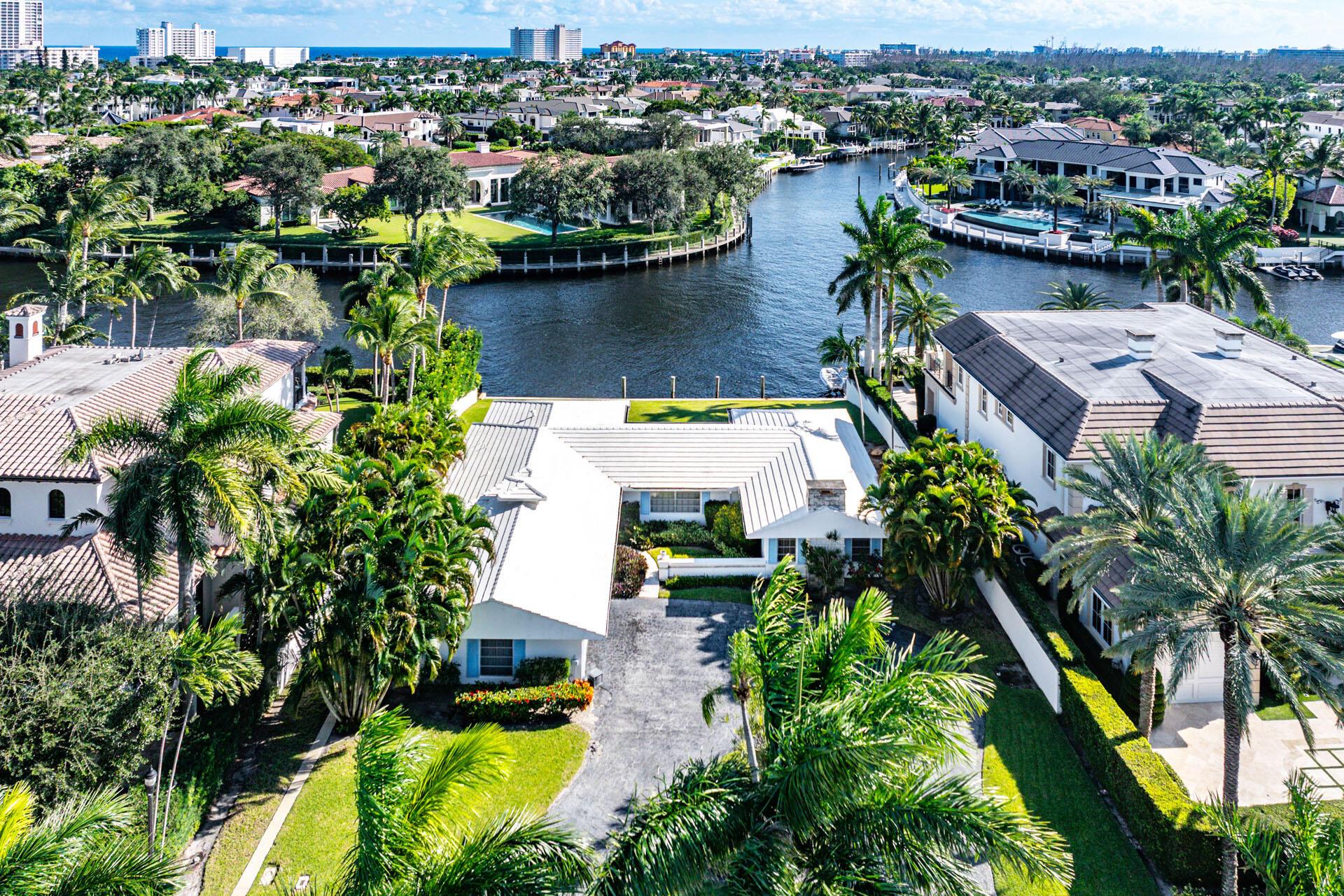 ROYAL PALM YACHT & COUNTRY CLUB - Residential