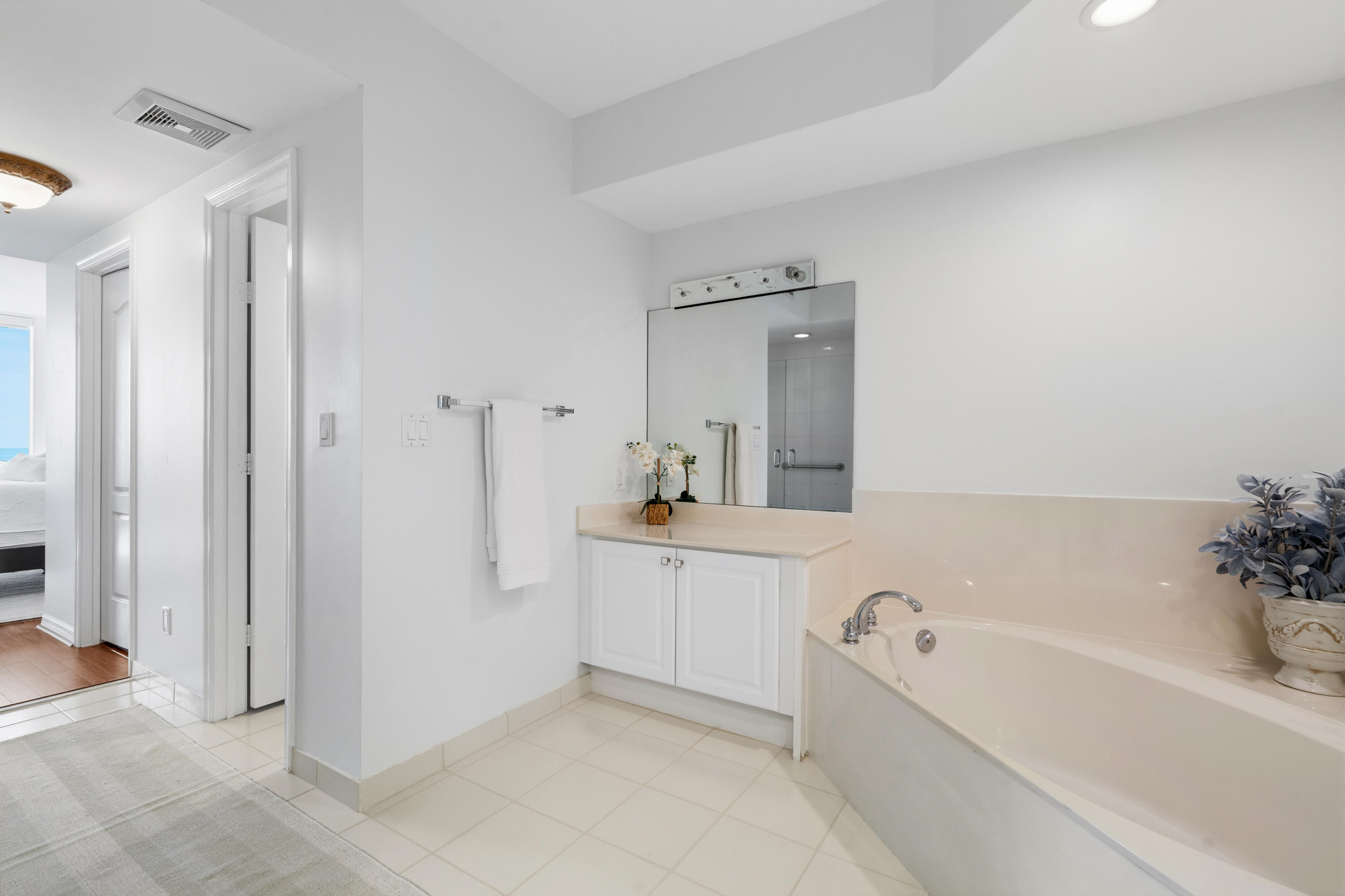 THE ATRIUM ON THE OCEAN, A CONDOMINIUM - Residential