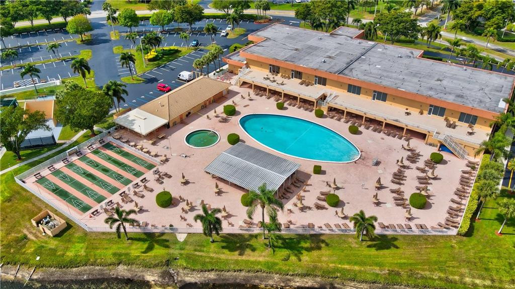 Lakes of Delray - Residential
