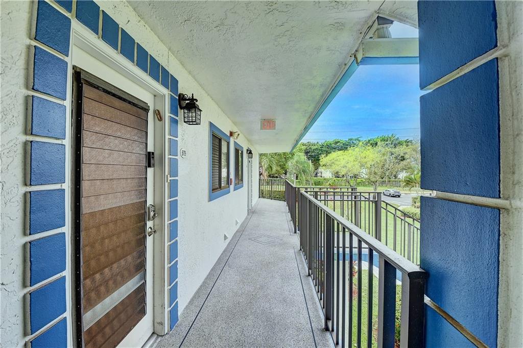 Lakes of Delray - Residential