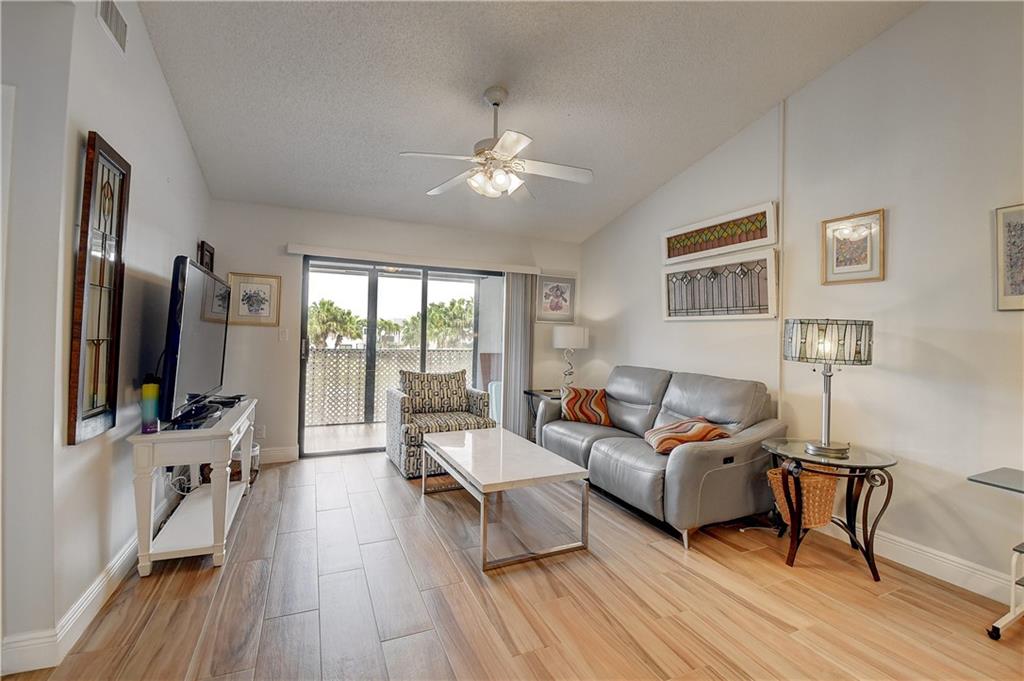 Lakes of Delray - Residential