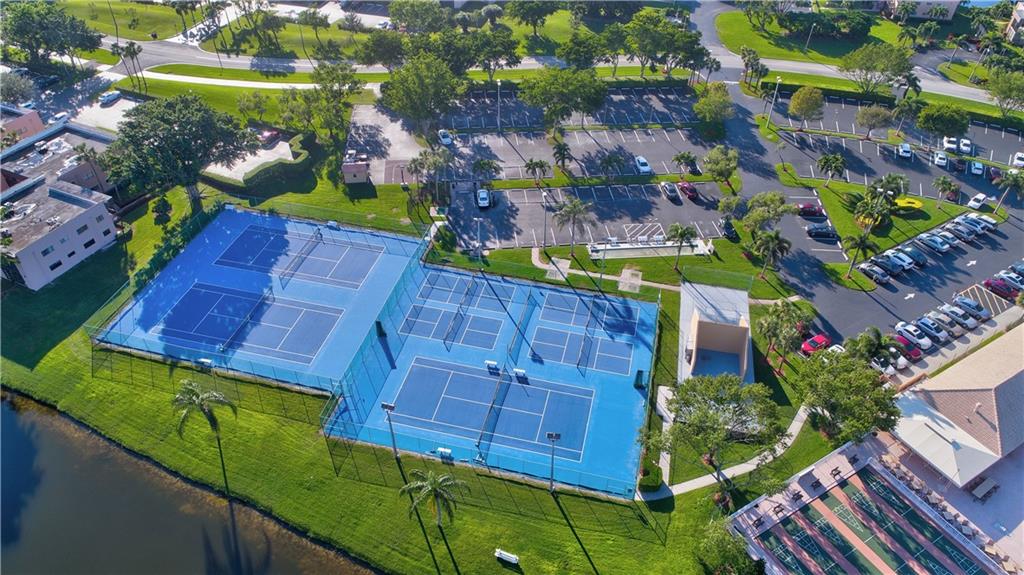 Lakes of Delray - Residential