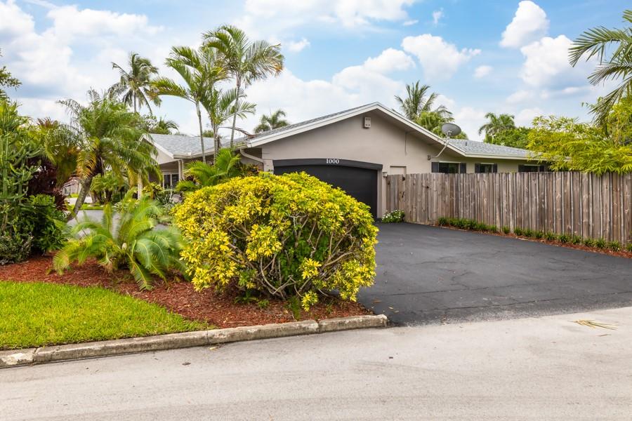 Hollywood Lakes Sec 1-32 - Residential
