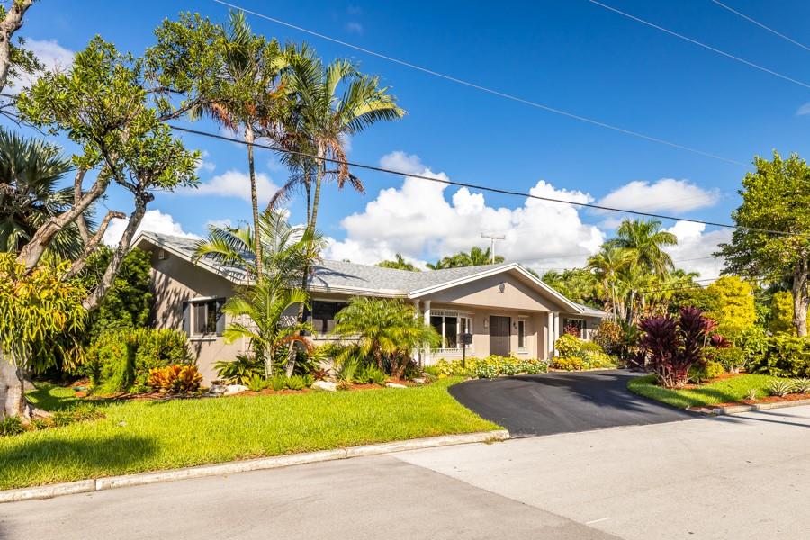Hollywood Lakes Sec 1-32 - Residential