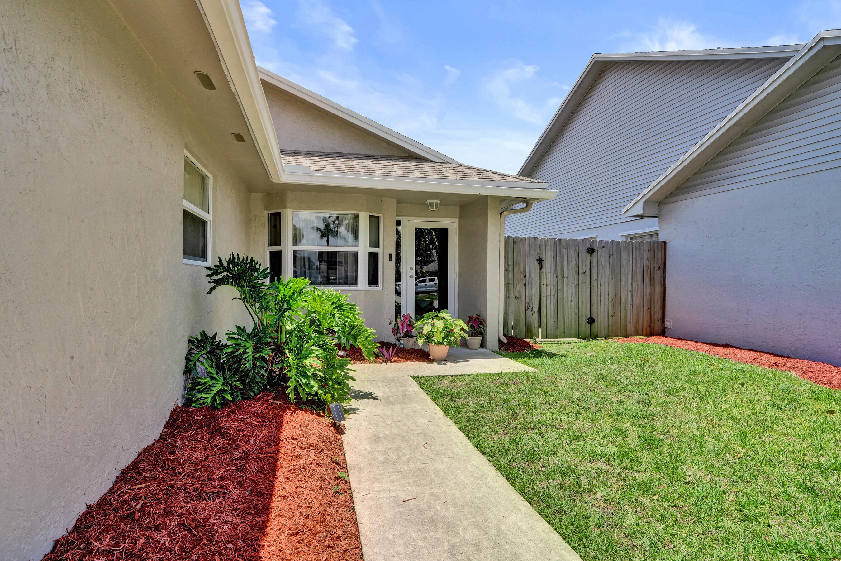 WOODS OF ROLLING HILLS - Residential