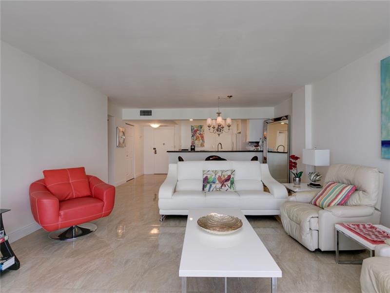 Hallmark of Hollywood - Residential