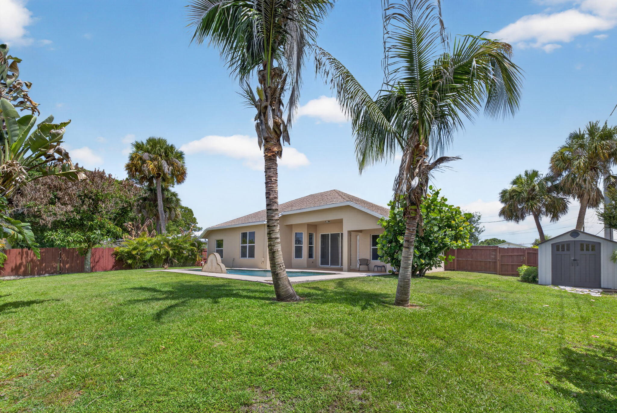 PORT ST LUCIE SECTION 11 - Residential