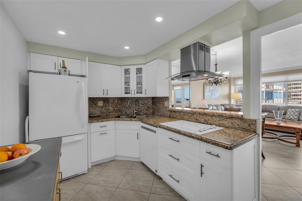 CORAL RIDGE TOWERS CO-OP - Residential