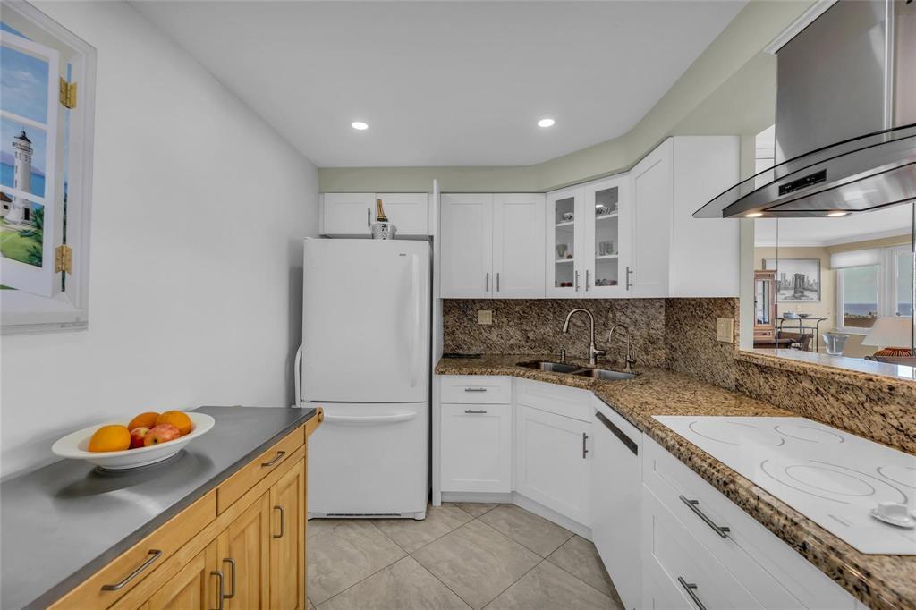 CORAL RIDGE TOWERS CO-OP - Residential