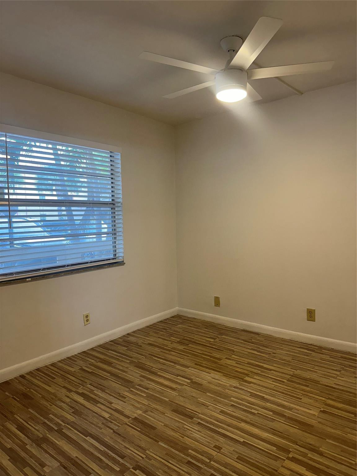 COUNTRY GARDENS CONDO - Residential Lease
