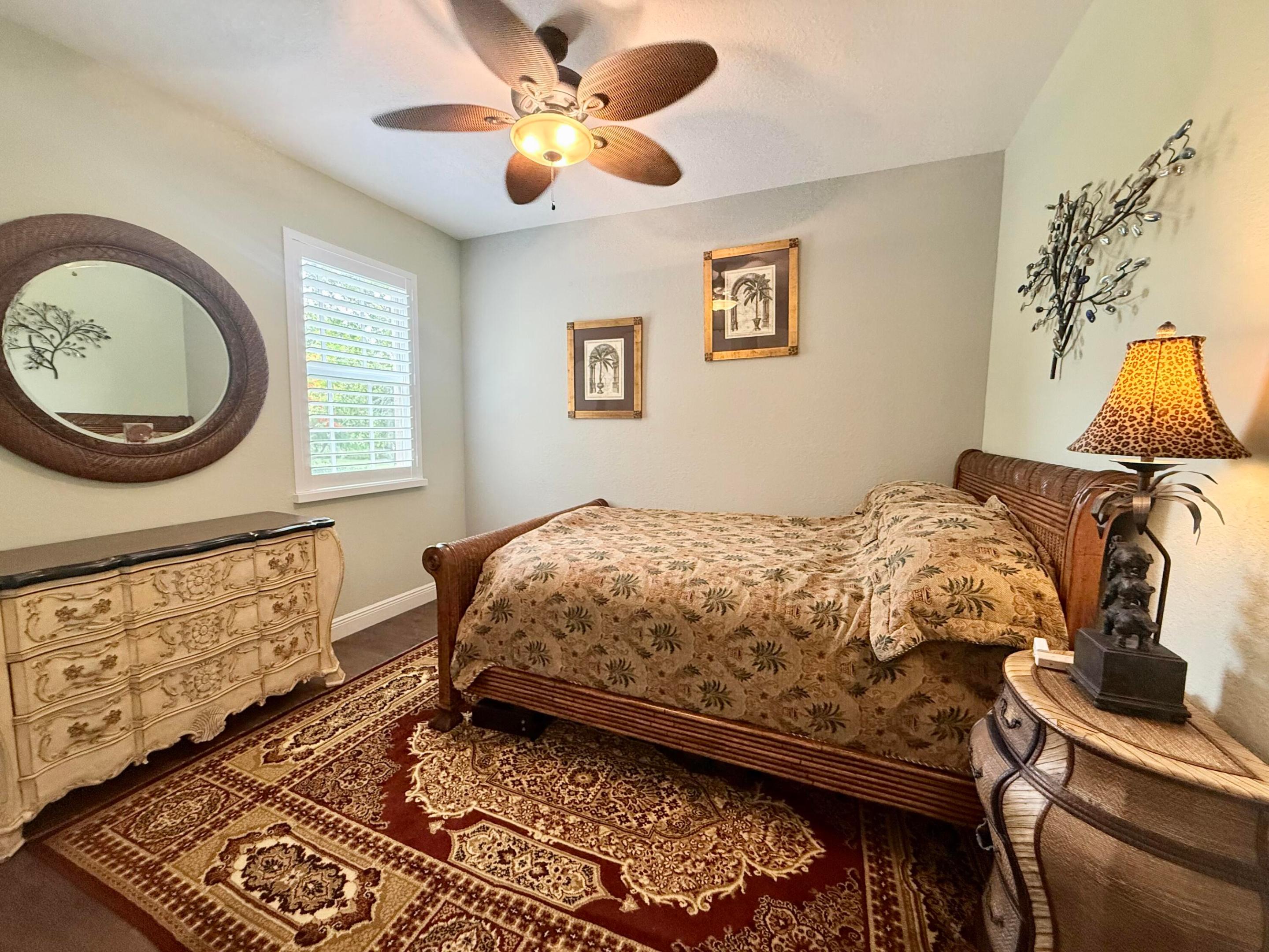 VILLAGE AT SWINTON SQUARE CONDO - Residential