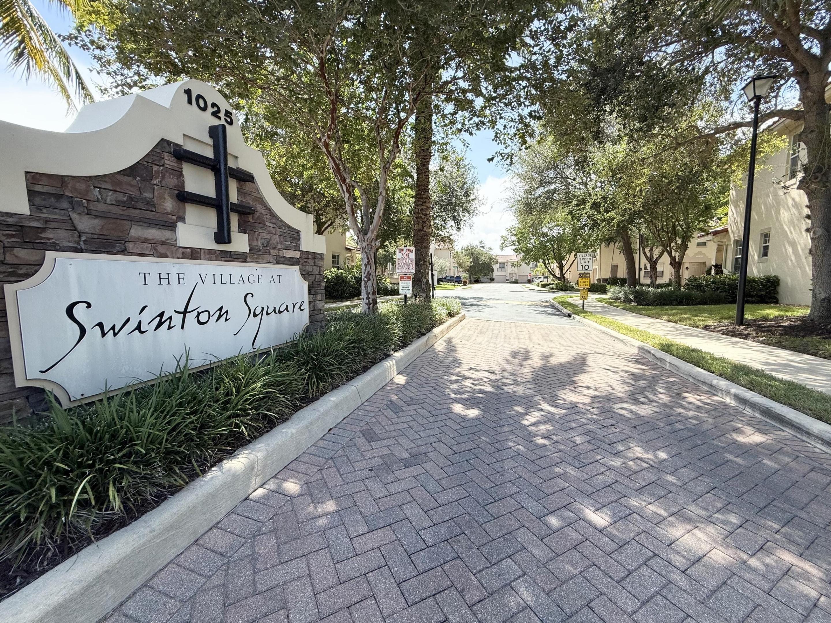 VILLAGE AT SWINTON SQUARE CONDO - Residential
