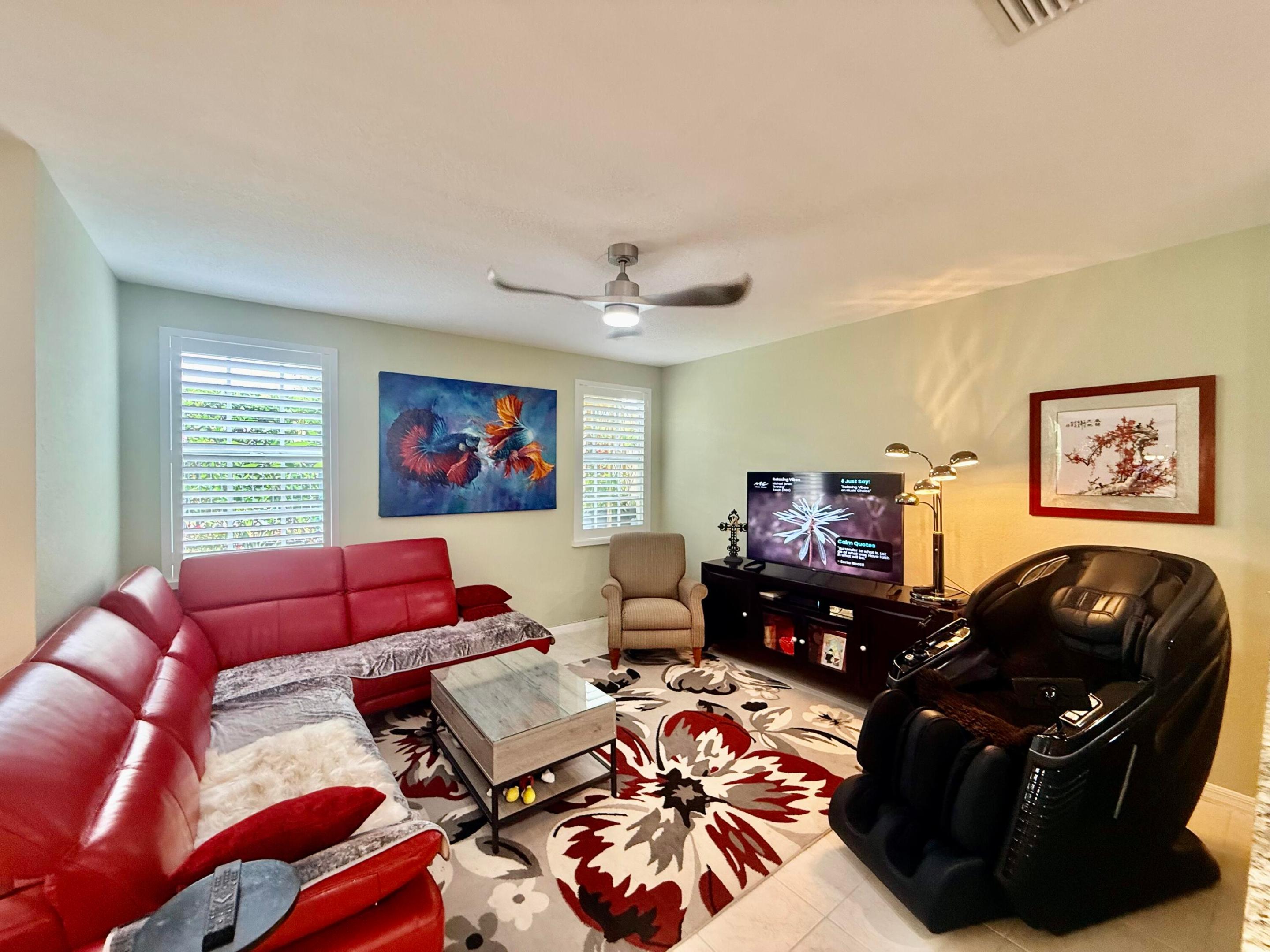 VILLAGE AT SWINTON SQUARE CONDO - Residential