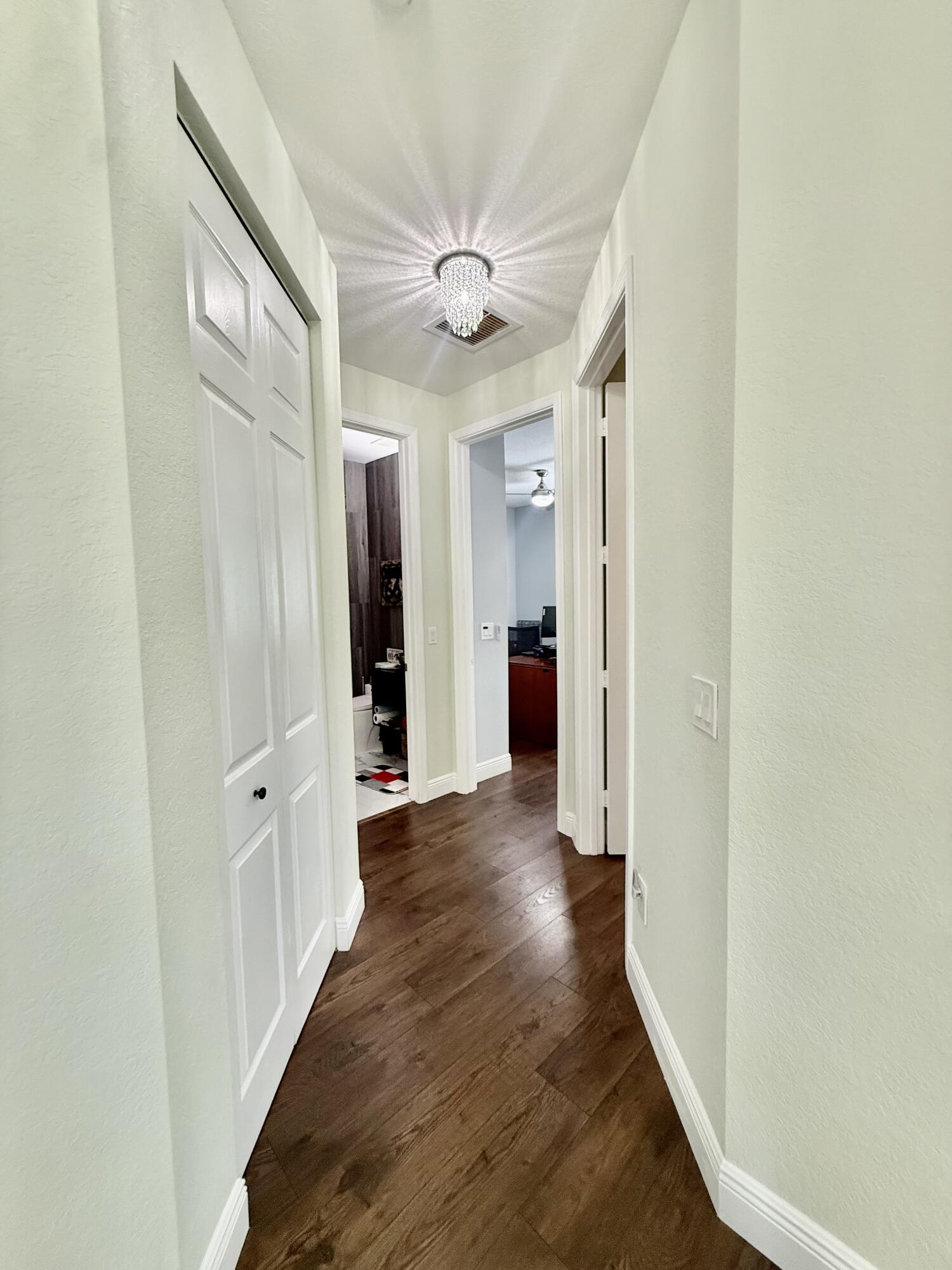 VILLAGE AT SWINTON SQUARE CONDO - Residential