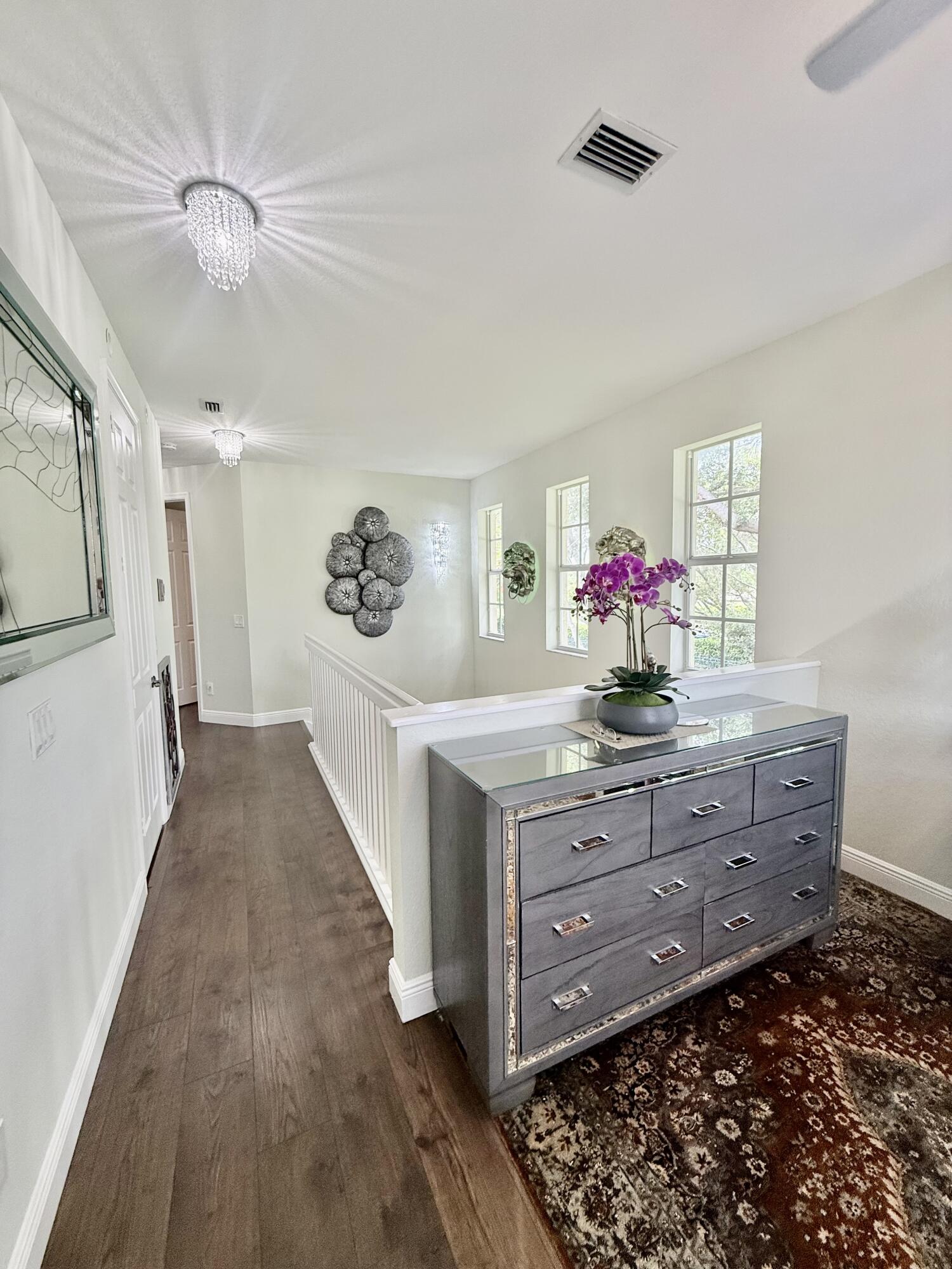 VILLAGE AT SWINTON SQUARE CONDO - Residential