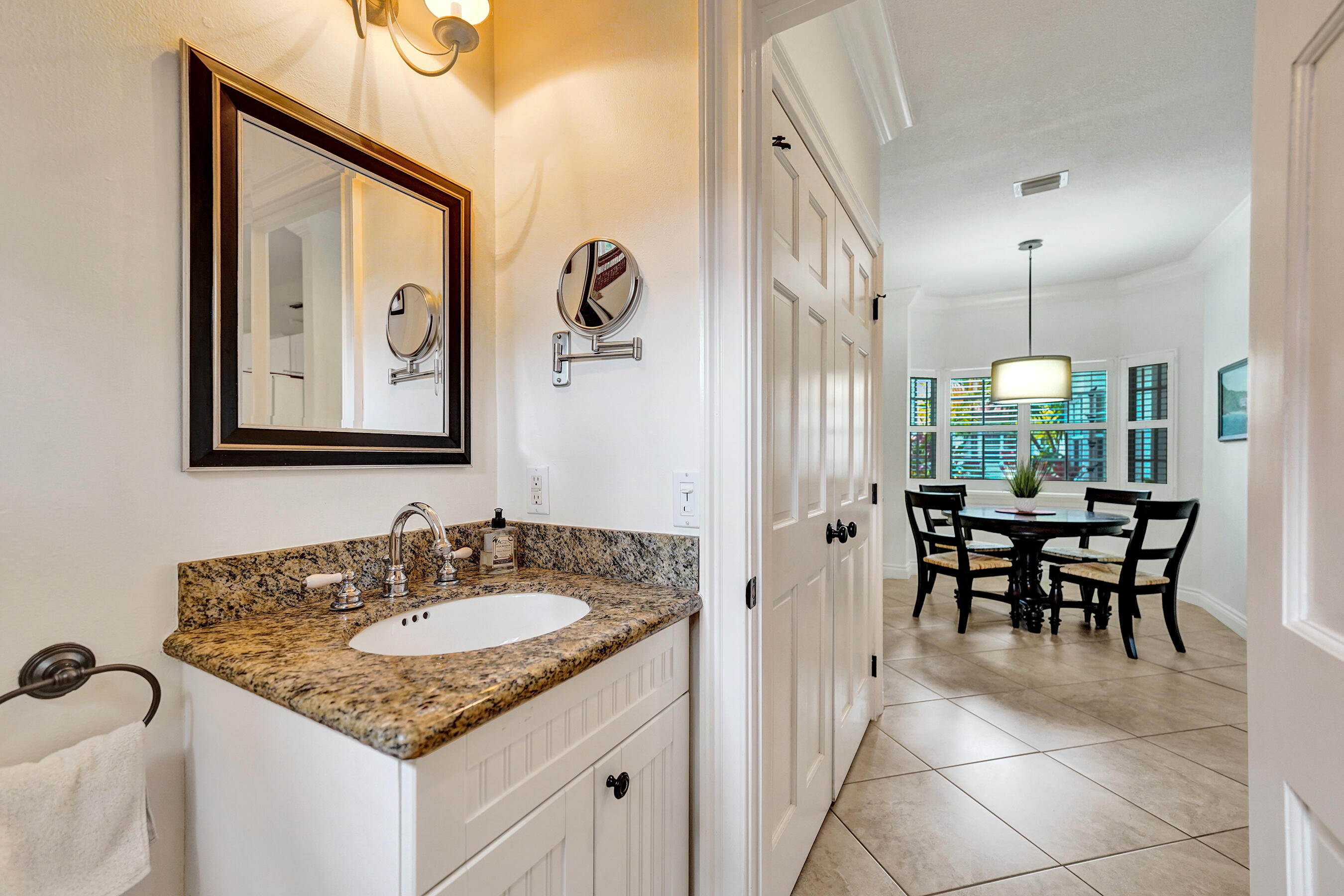 PARKSIDE VILLAS CONDO - Residential