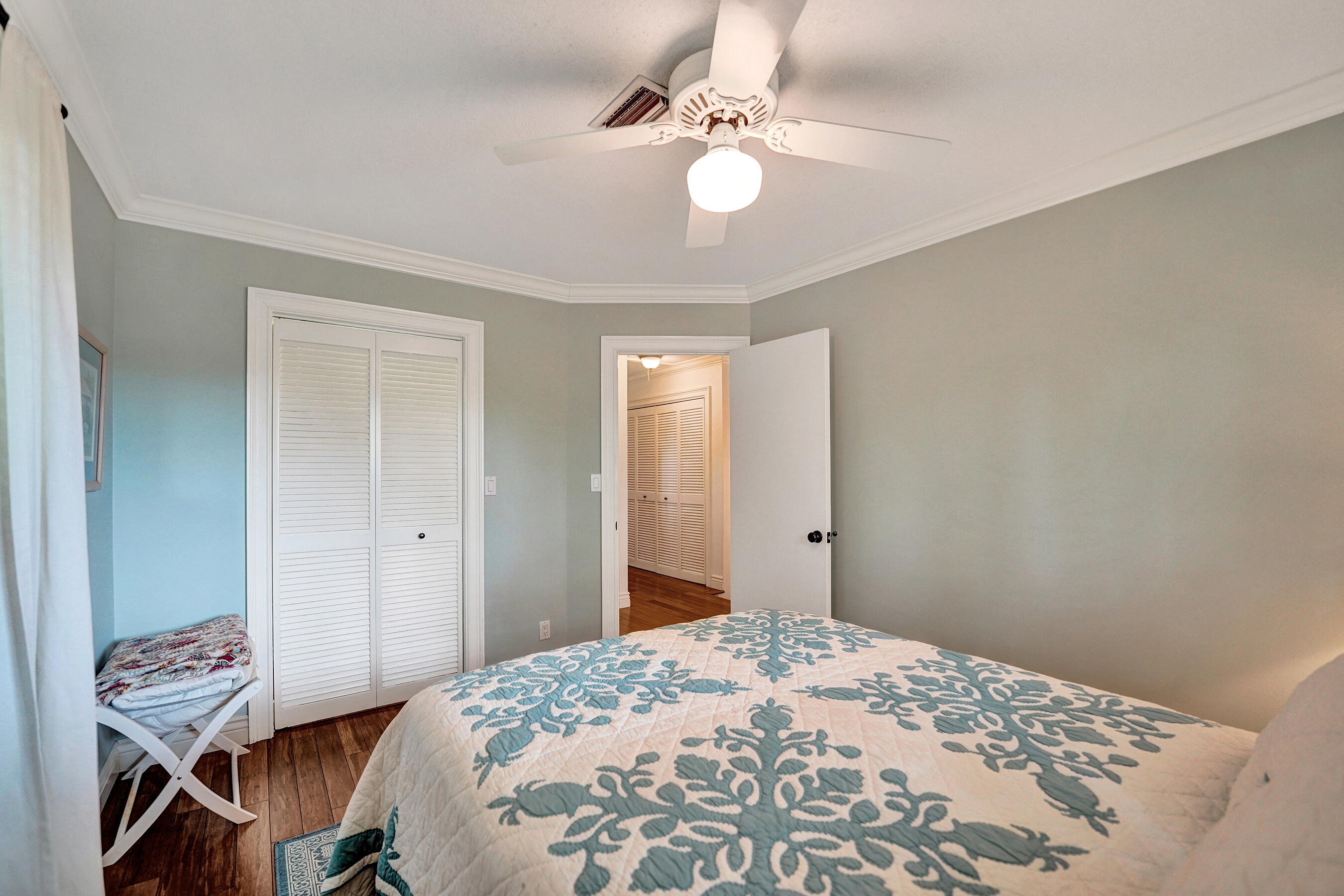 PARKSIDE VILLAS CONDO - Residential