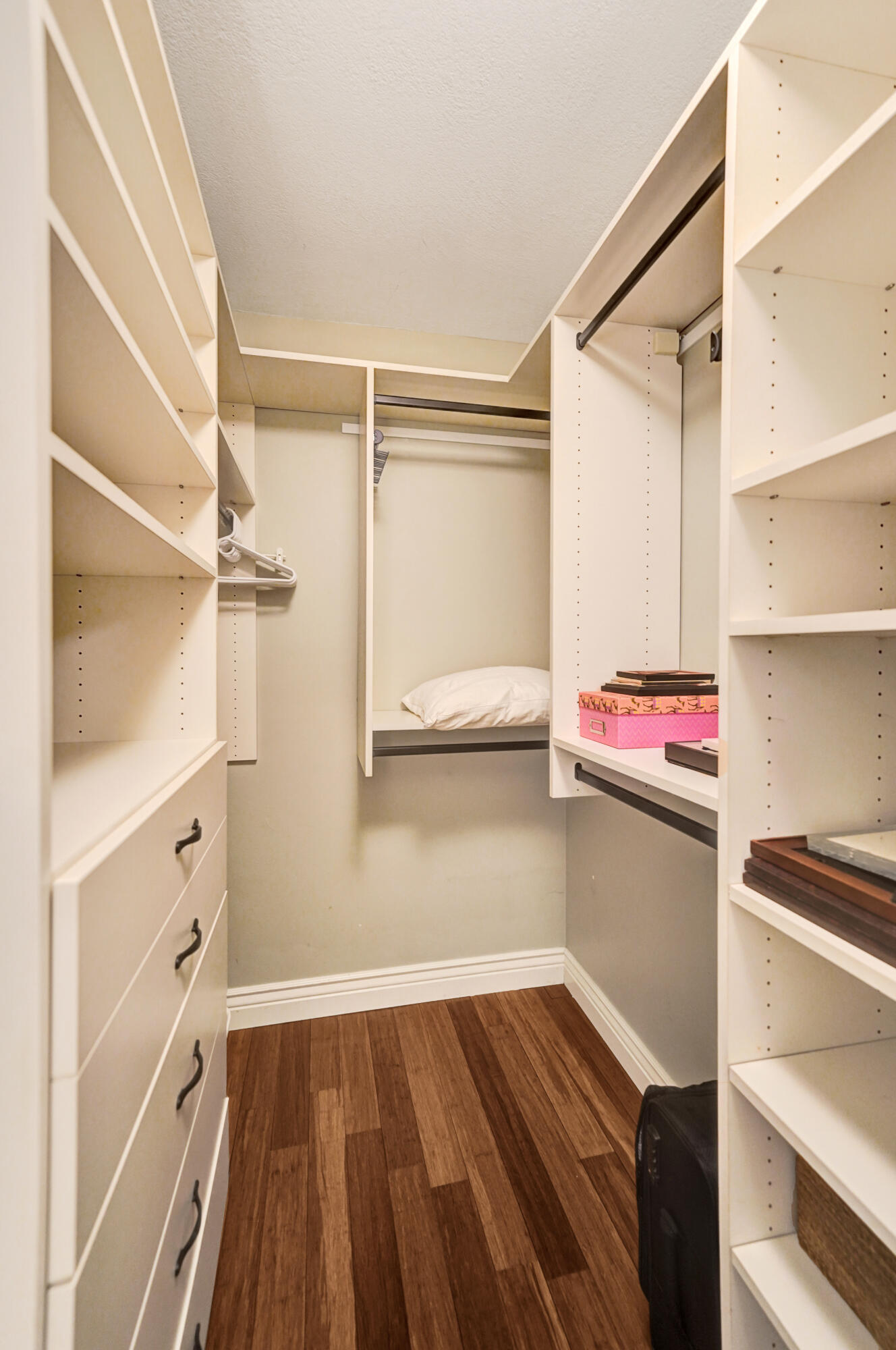 PARKSIDE VILLAS CONDO - Residential