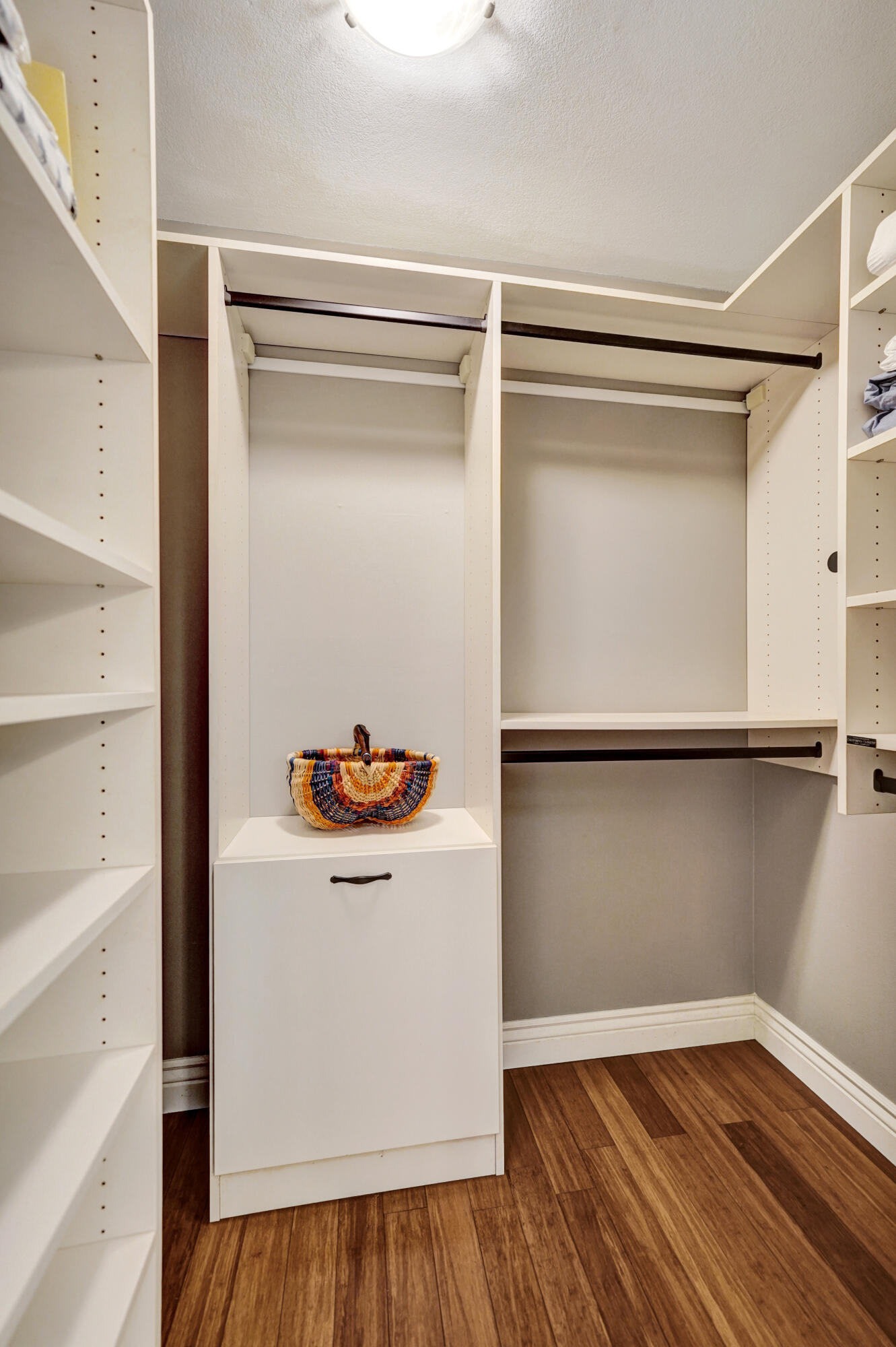 PARKSIDE VILLAS CONDO - Residential