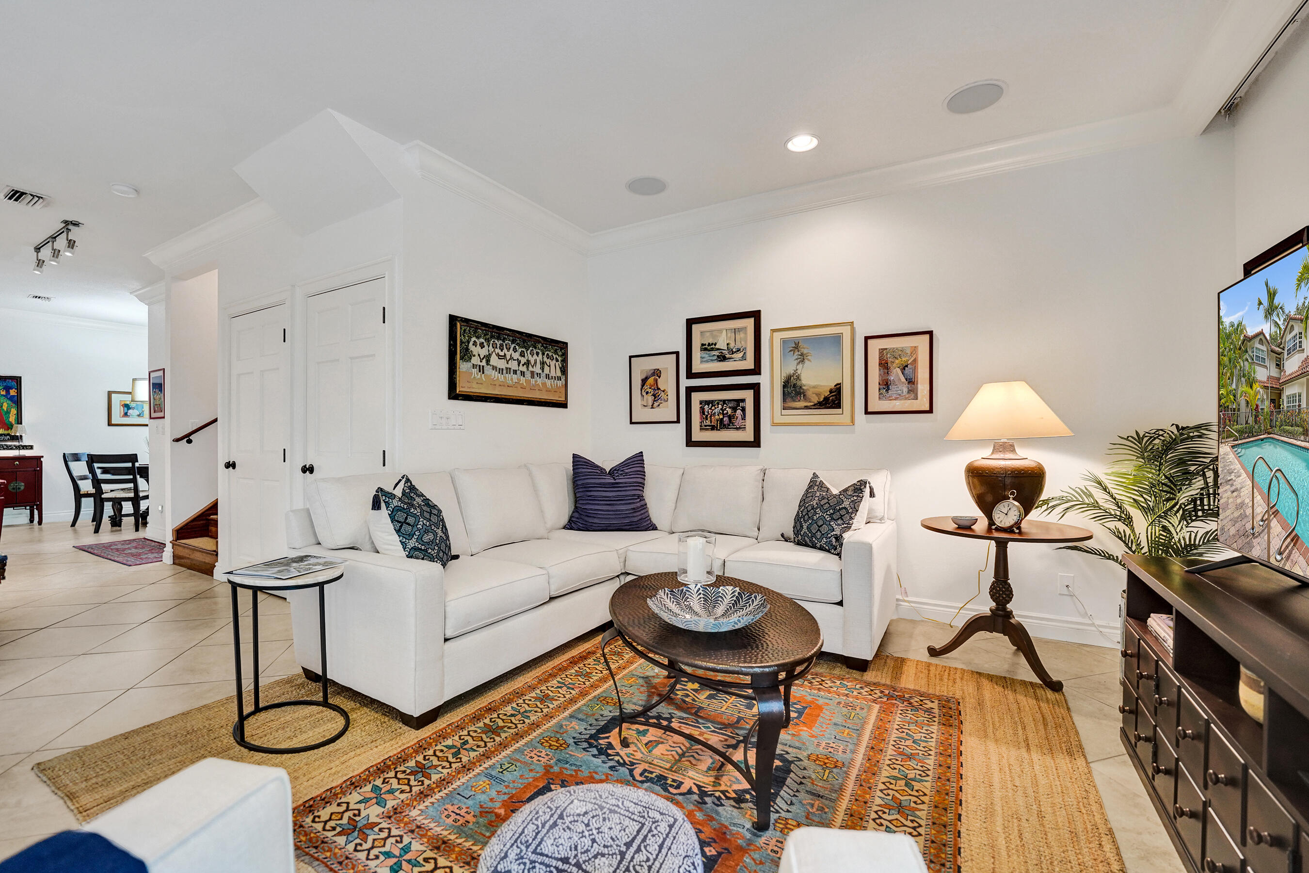 PARKSIDE VILLAS CONDO - Residential