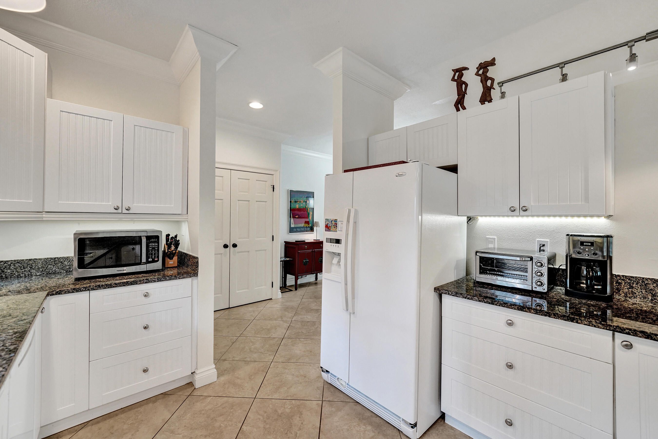 PARKSIDE VILLAS CONDO - Residential