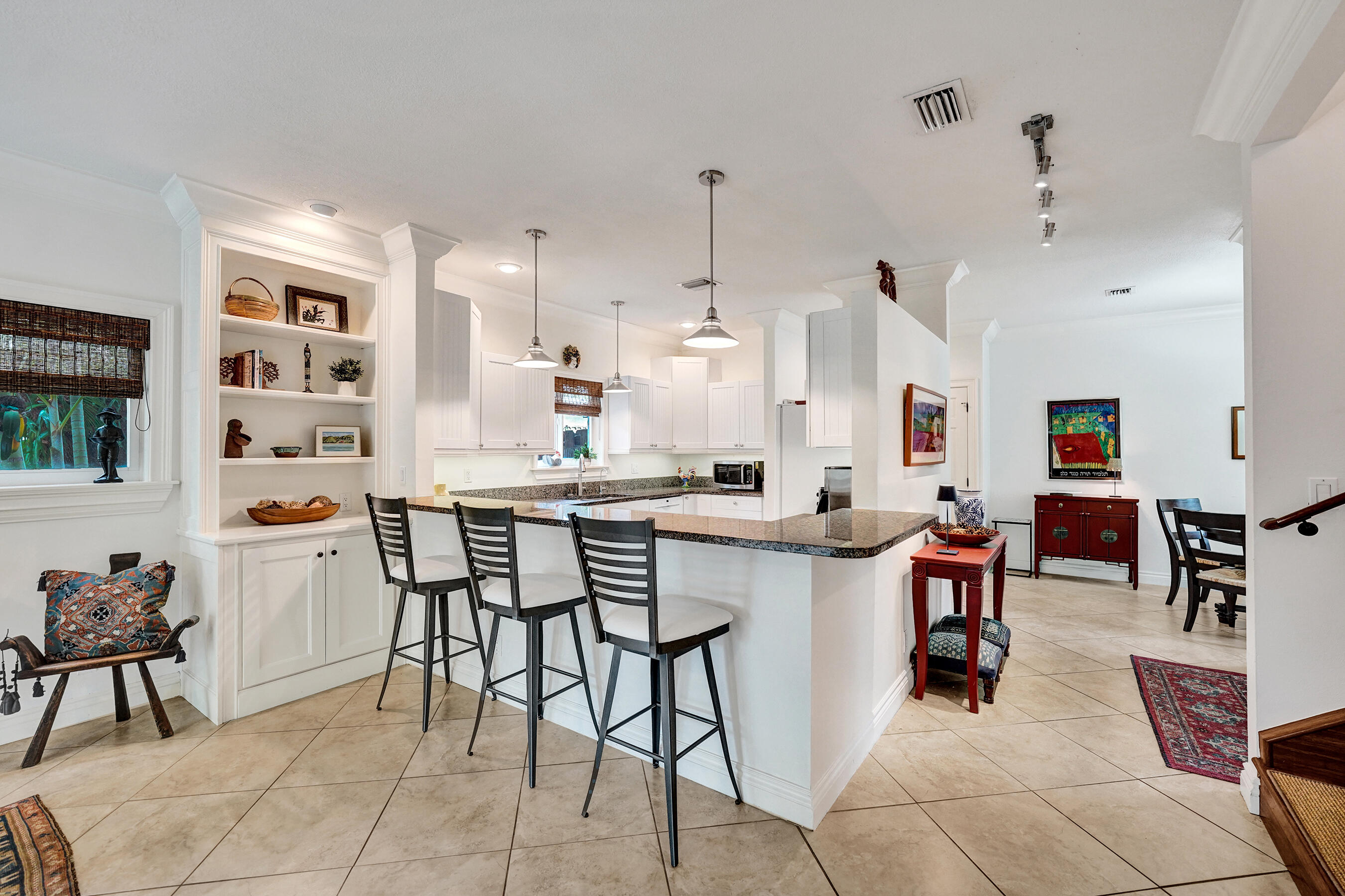 PARKSIDE VILLAS CONDO - Residential