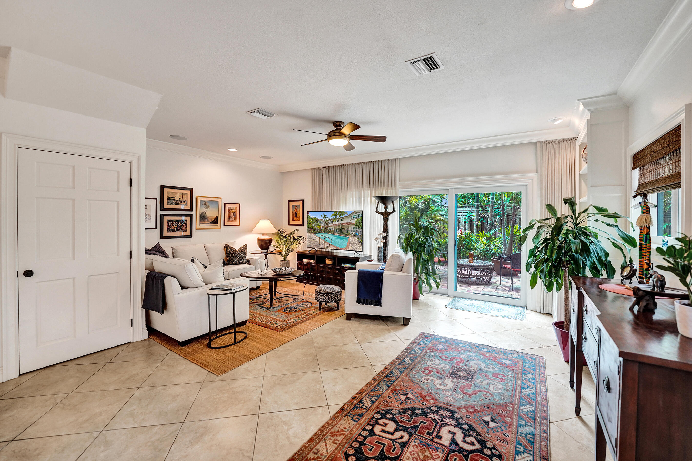 PARKSIDE VILLAS CONDO - Residential