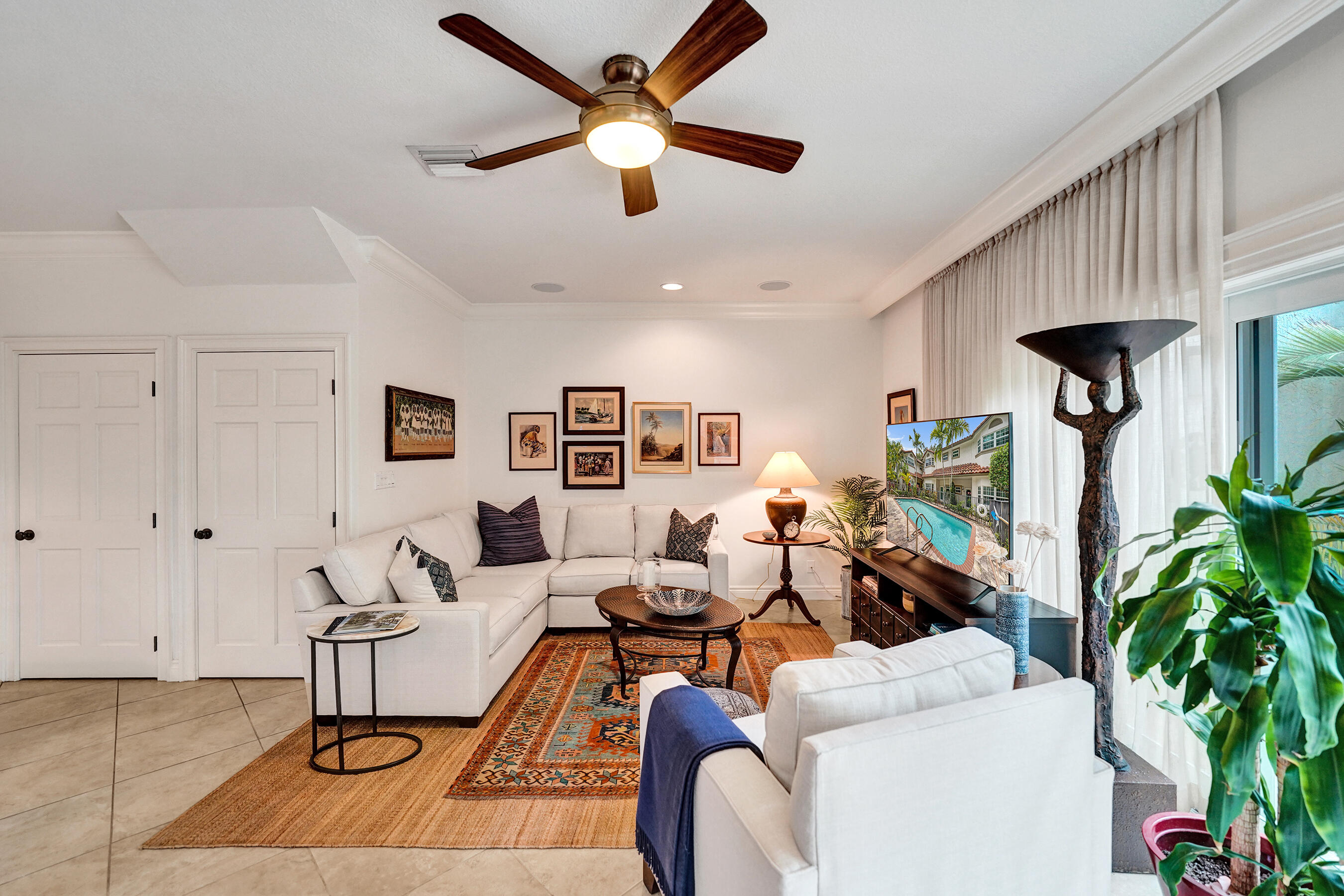 PARKSIDE VILLAS CONDO - Residential