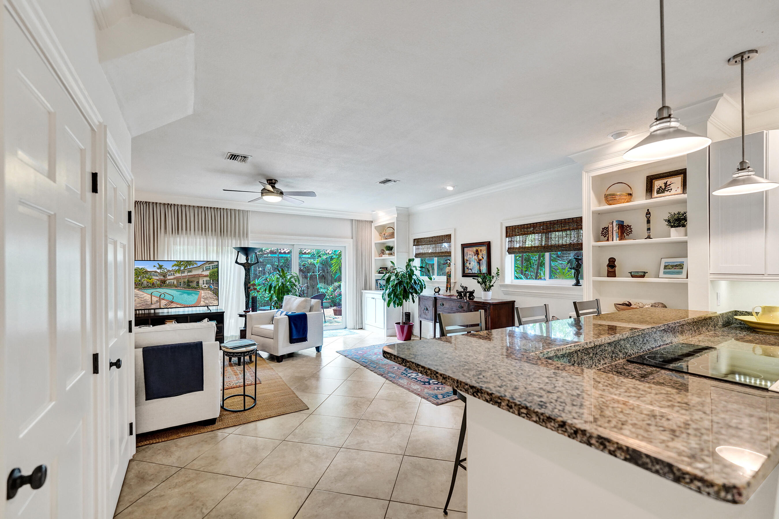 PARKSIDE VILLAS CONDO - Residential