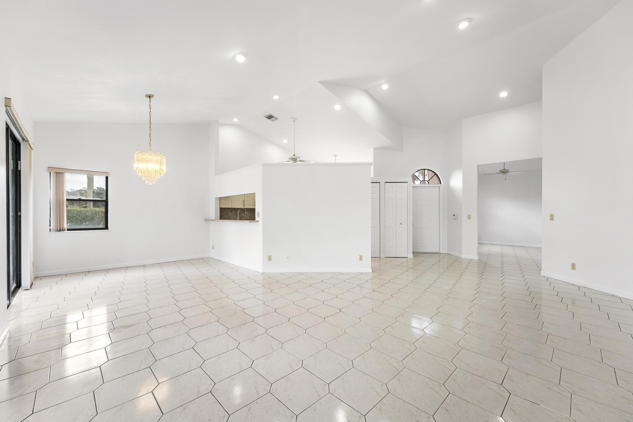 LEXINGTON CLUB - Residential