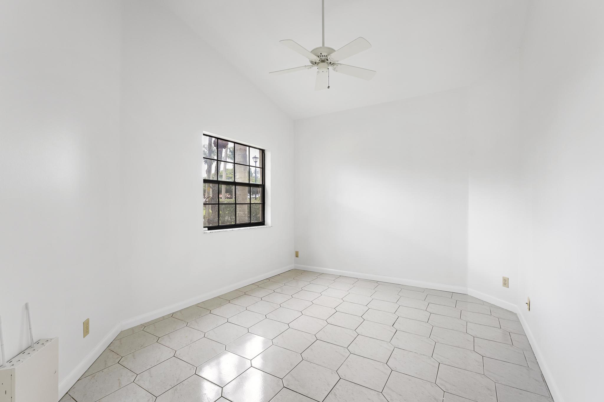 LEXINGTON CLUB - Residential