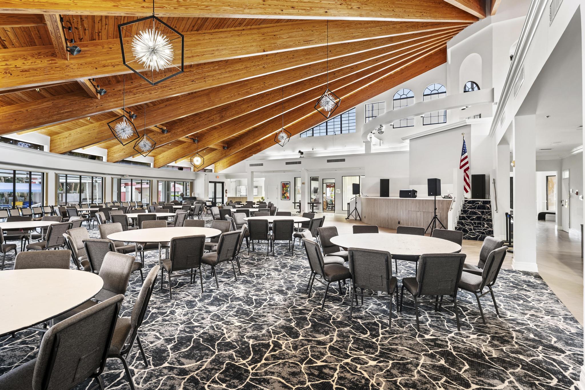 LEXINGTON CLUB - Residential