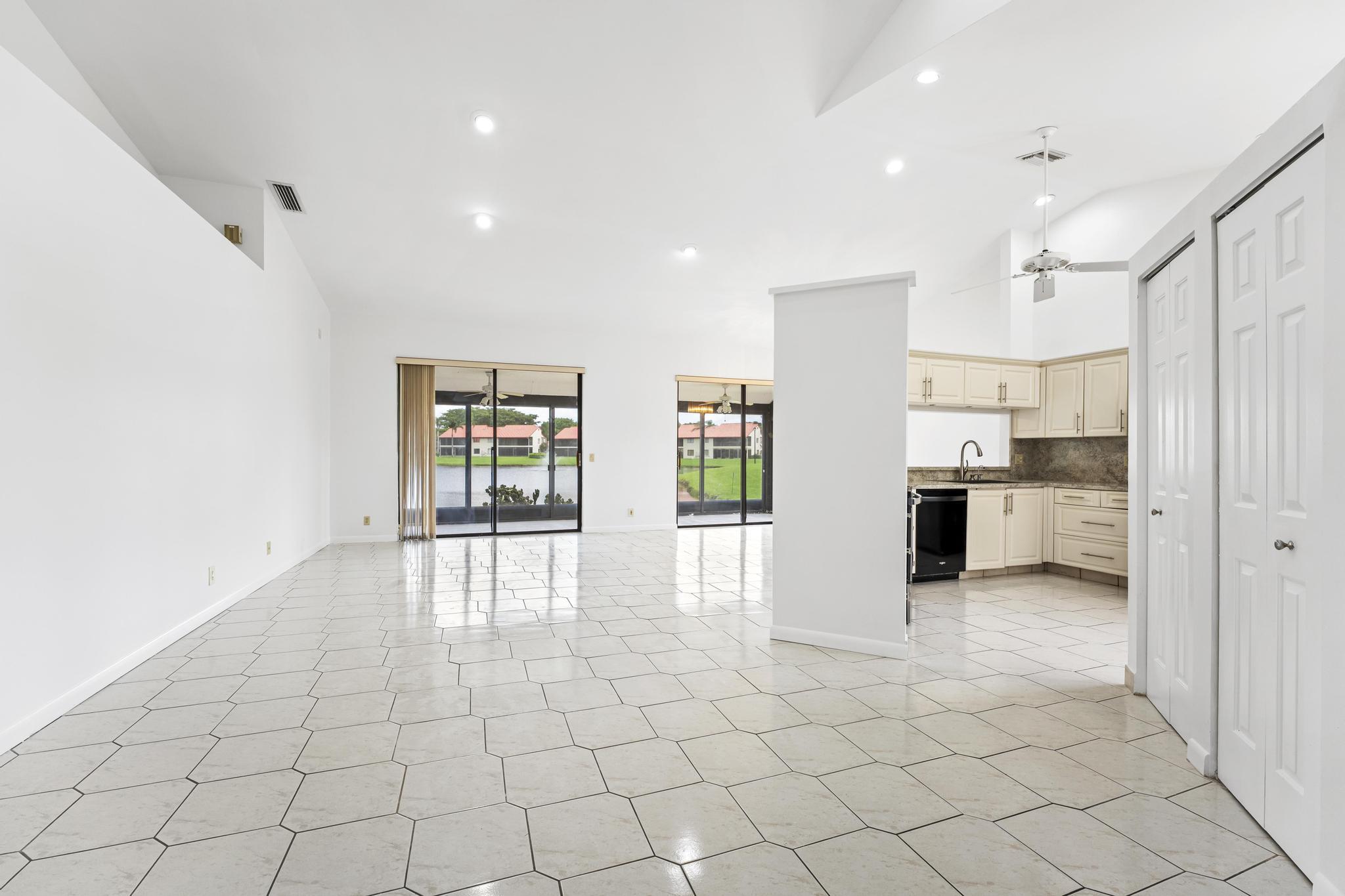 LEXINGTON CLUB - Residential