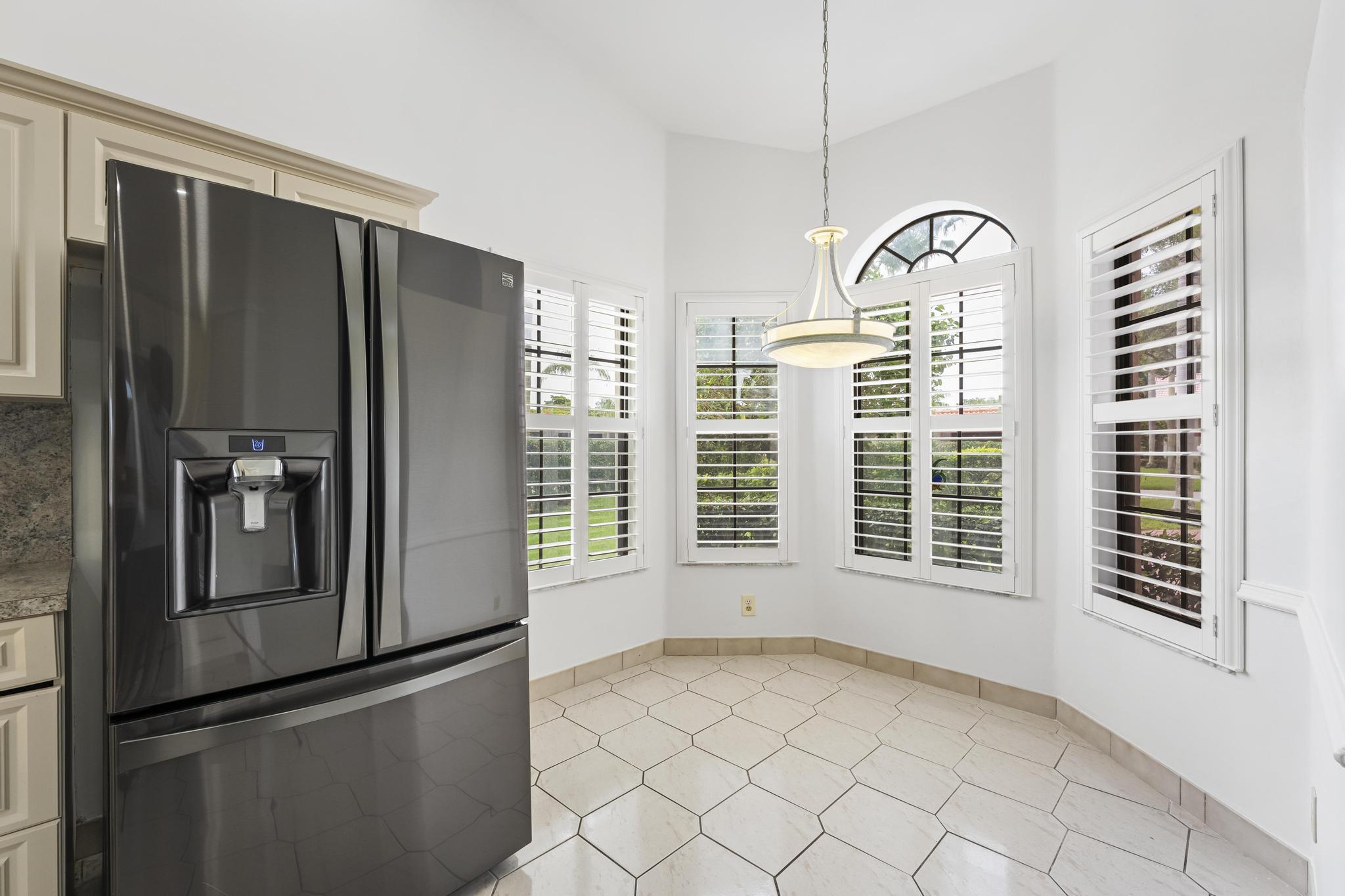 LEXINGTON CLUB - Residential