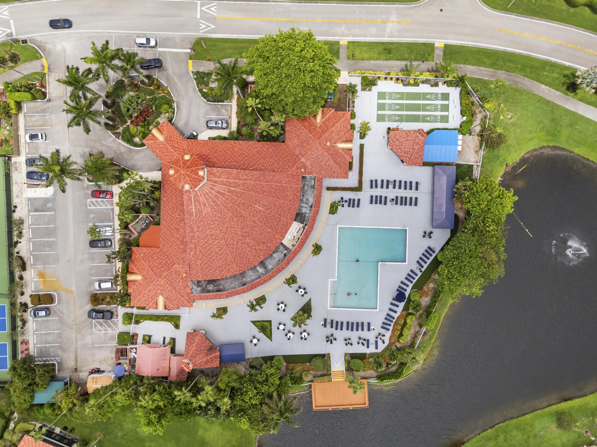LEXINGTON CLUB - Residential
